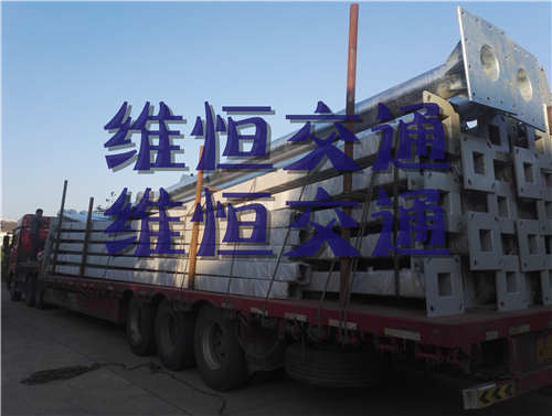 交通指示牌立桿